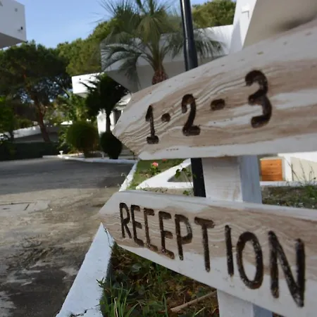 Apart-hotel Il Giardino Di And 3*